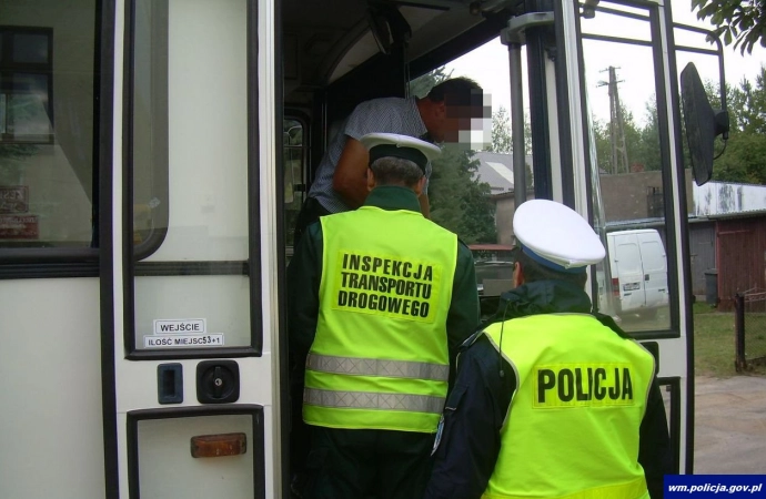 Policja udostępniła wykaz punktów, w których prowadzone będą kontrole autobusów.